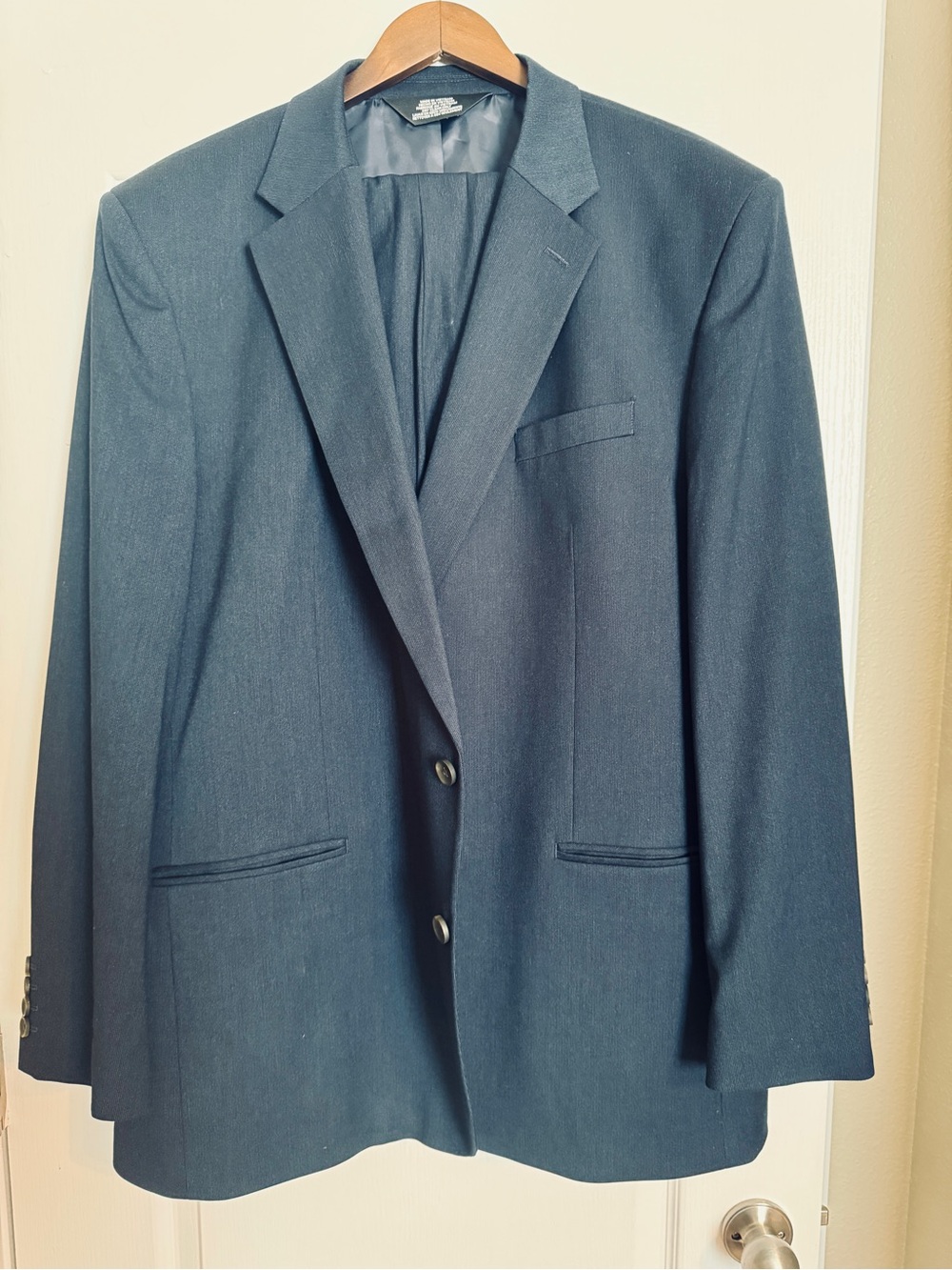 Haggar Men's Dark Navy Two-Button Suit